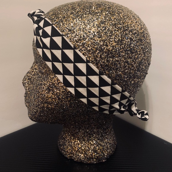 Abstract Multi-Style Wrap Headband - Picture 2 of 8